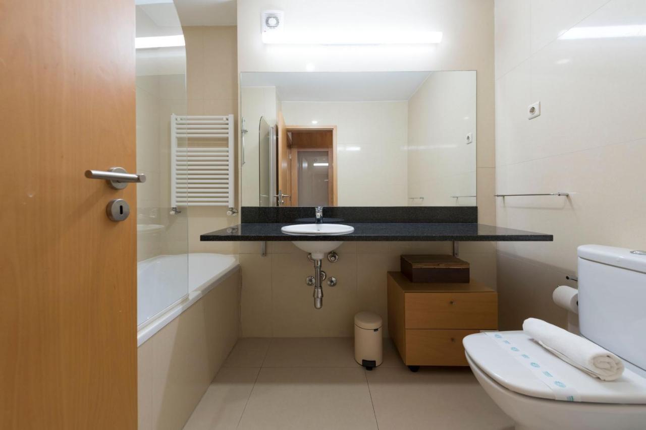 Lovelystay - Oporto Beach Apartment With 2 Free Parking Spots Matosinhos  Ngoại thất bức ảnh
